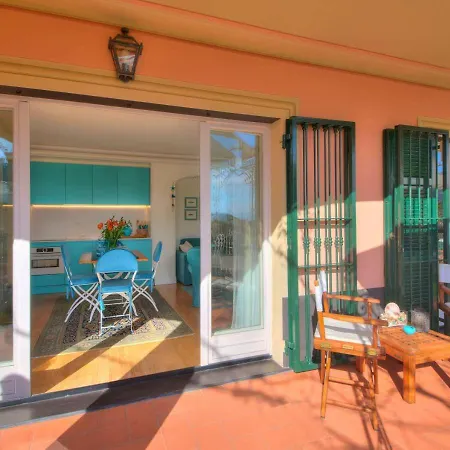 Hébergement de vacances Mares - Sea View, Free Garage *