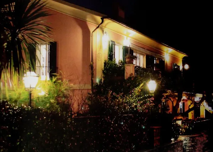 Будинок відпочинку Mares - Sea View, Free Garage