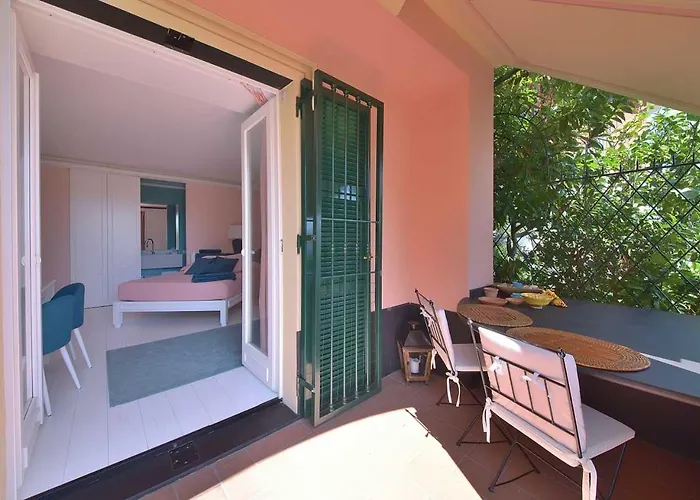 Hébergement de vacances Mares - Sea View, Free Garage *