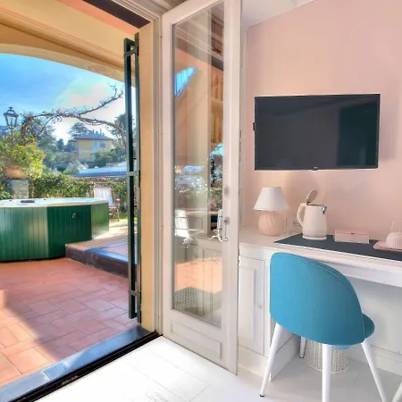 Vakantiehuis Mares - Sea View, Free Garage