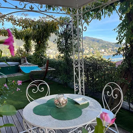 Mares - Sea View, Free Garage Vakantiehuis Rapallo